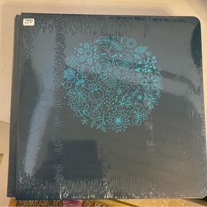 New in plastic Creative Memories True 12x12 coverset. Seasons design.